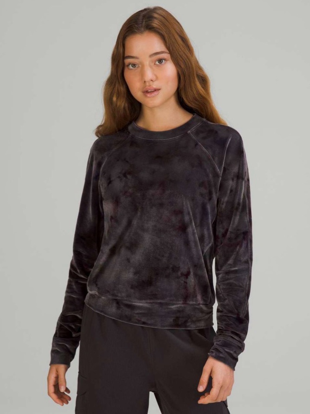 Lululemon Velour Warm Down Crew
Interstellar Dark Grey Multi Size 8